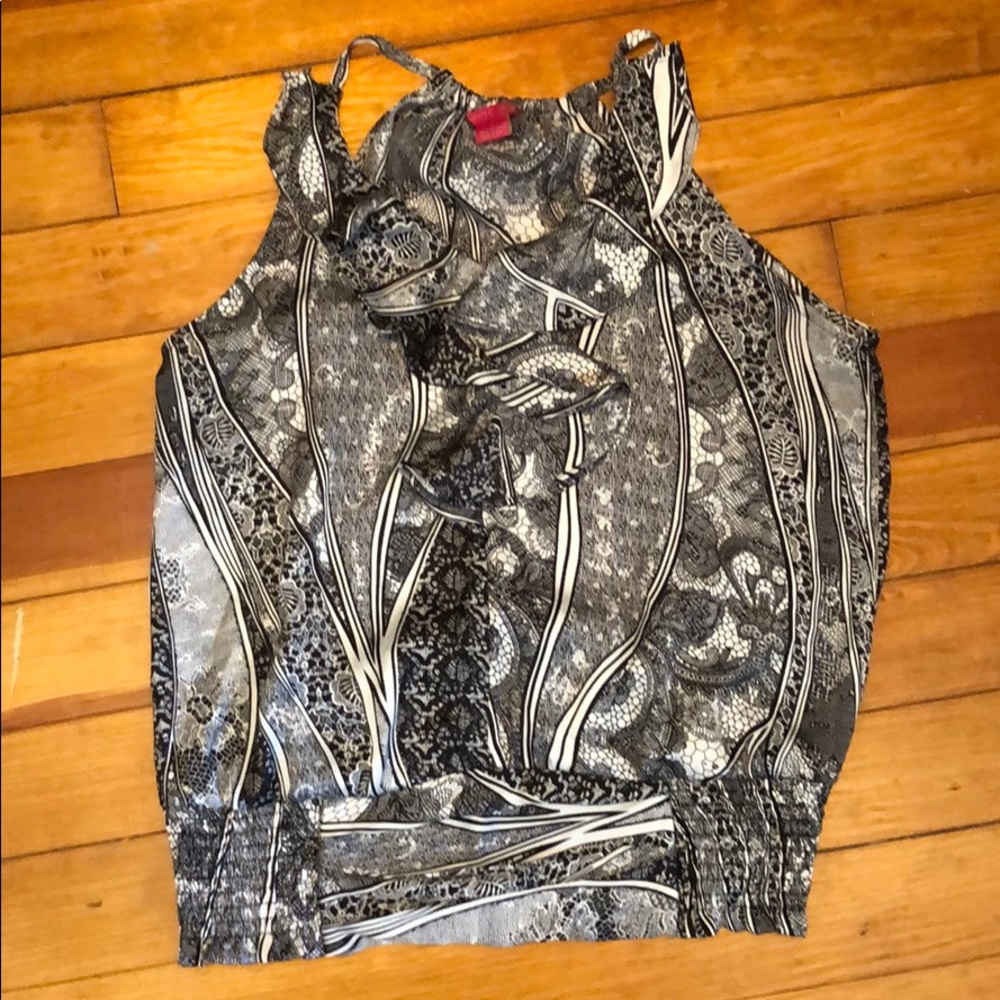 Summer Razorback Top